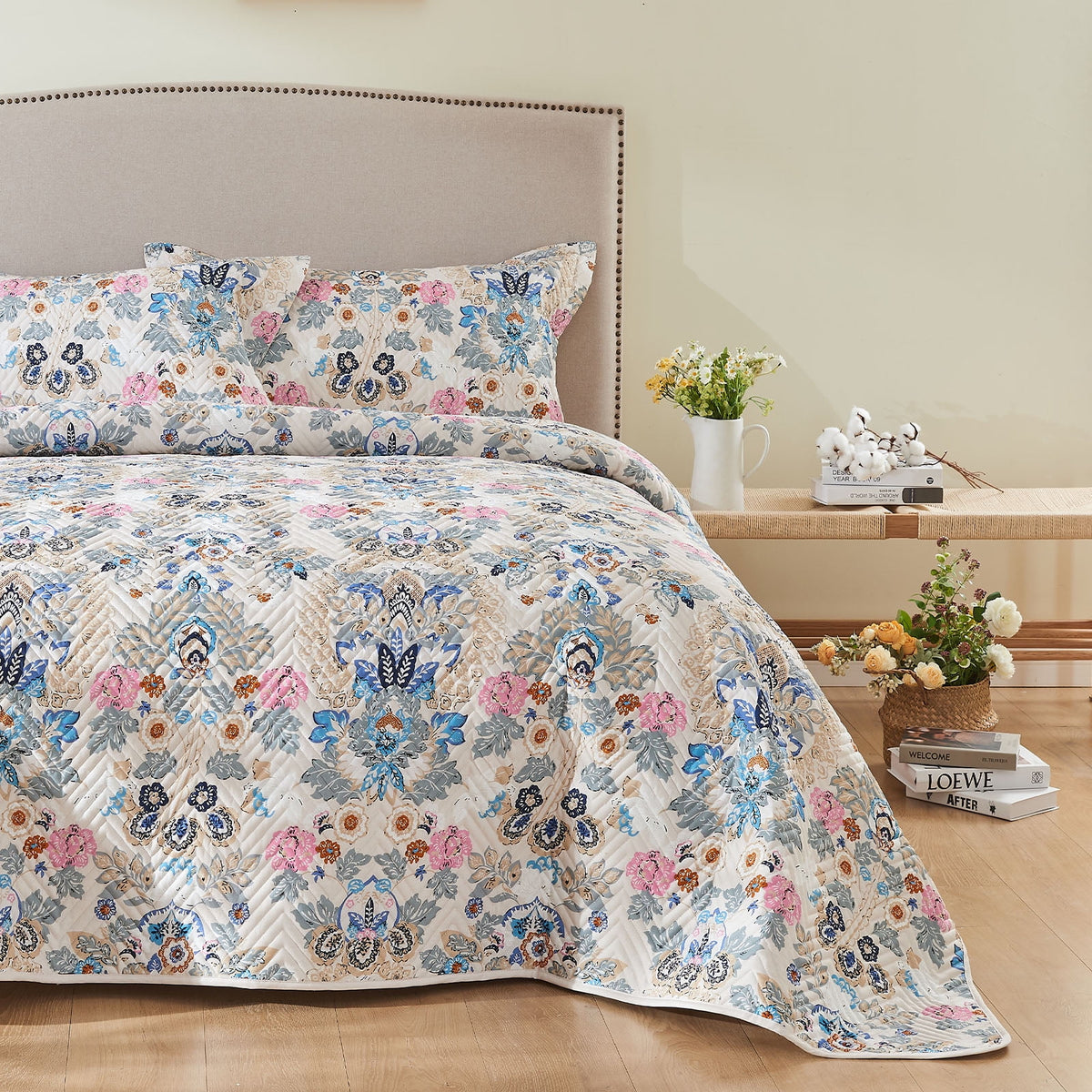 Kingrest Luxury Floral Print 100% Organic Cotton Quilt Set Queen Size, Lightweight Pattern Comforter Set, Oversized Bedspread Coverlet Quilted Bedding Set, with 2 Matching Pillowcases, for All Season