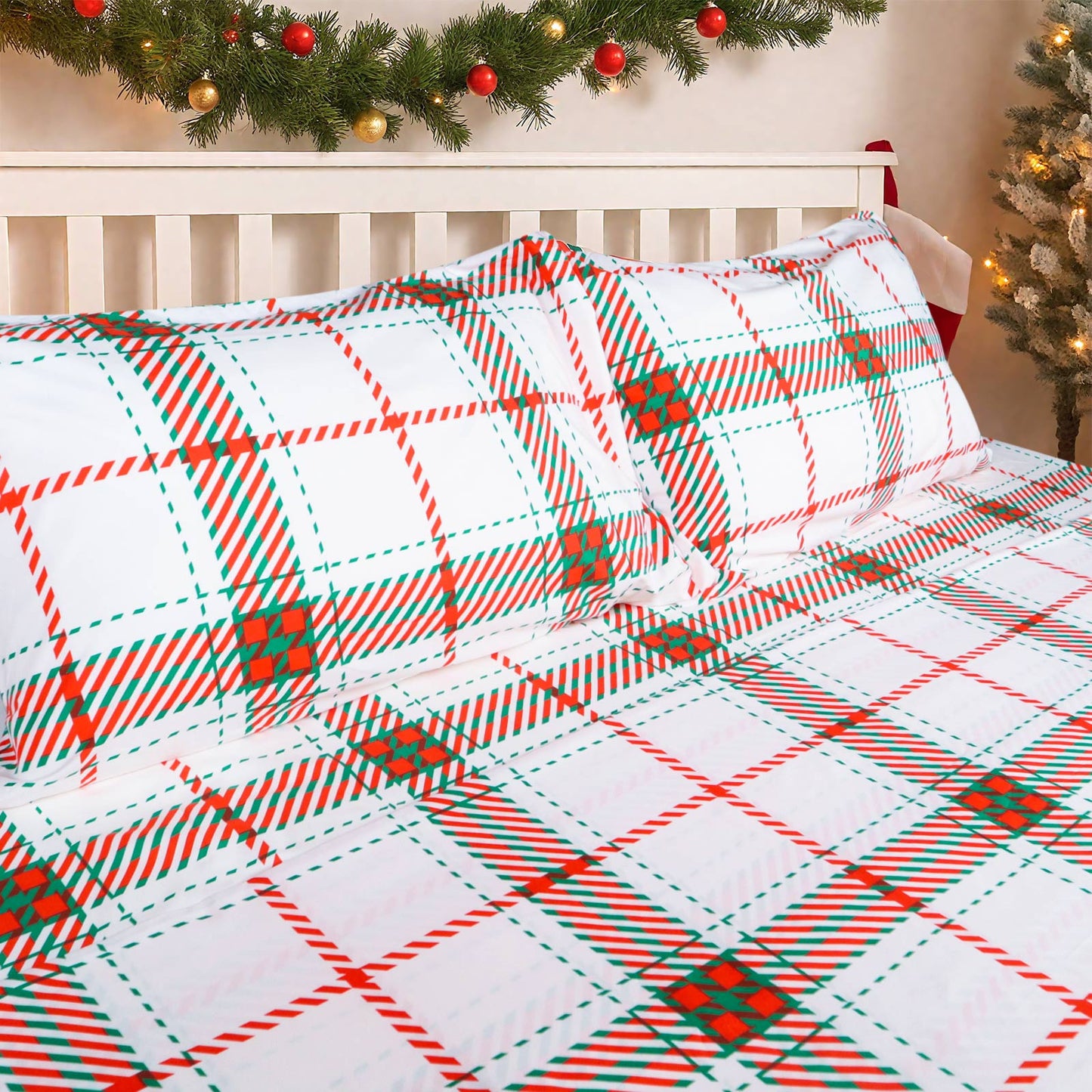 Gogreen 2025 Christmas 4 Pieces Printed Sheet Set Deep Pocket Fit 16", Breathable Microfiber Super Soft Sheet Set Cooling Sheets