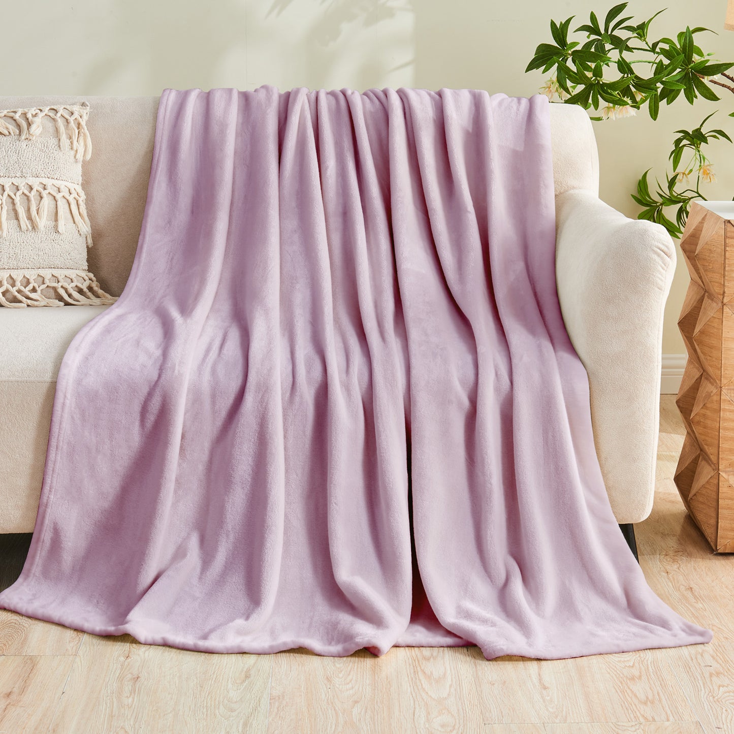 Gogreen Fleece Throw Blanket for Couch & Bed - Lightweight Plush Cozy Fuzzy Soft Blankets and Throws for Sofa