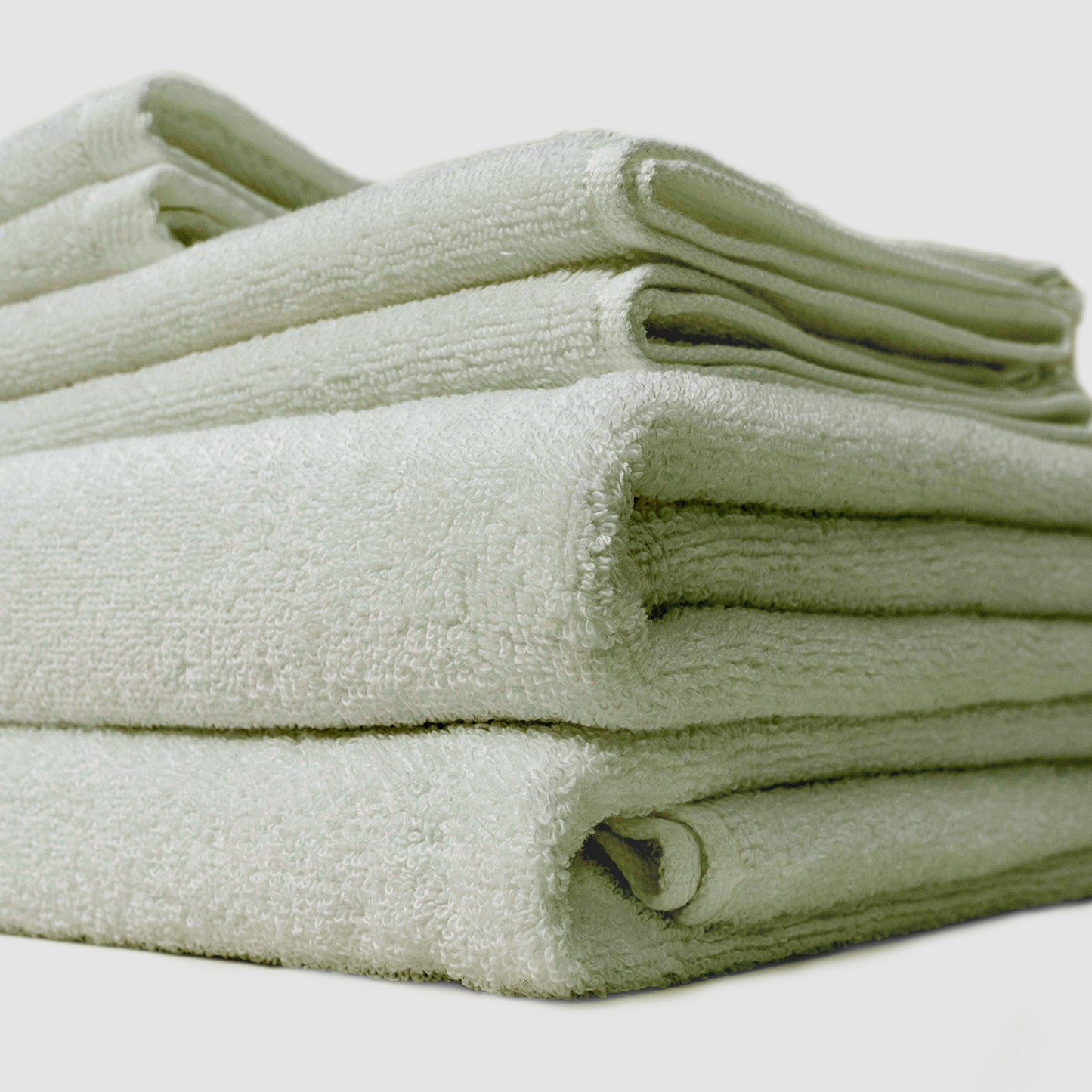 Gogreen White Bath Towel Sets of 6 Pieces, 2 Bath Towels 2 Hand Towels 2 Washcloths, 100% Cotton Highly Absorbent Towels for Bathroom, Gym, Hotel