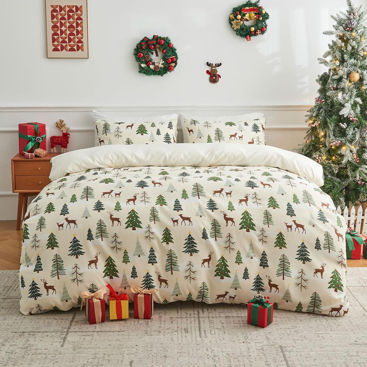 Gogreen Queen Duvet Cover Floral, Soft & Breathable Microfiber 3 Pieces Queen Bedding Sets, Pattern Queen Comfy Duvet Cover, with Zipper Closure (Christmas Deer, Queen)