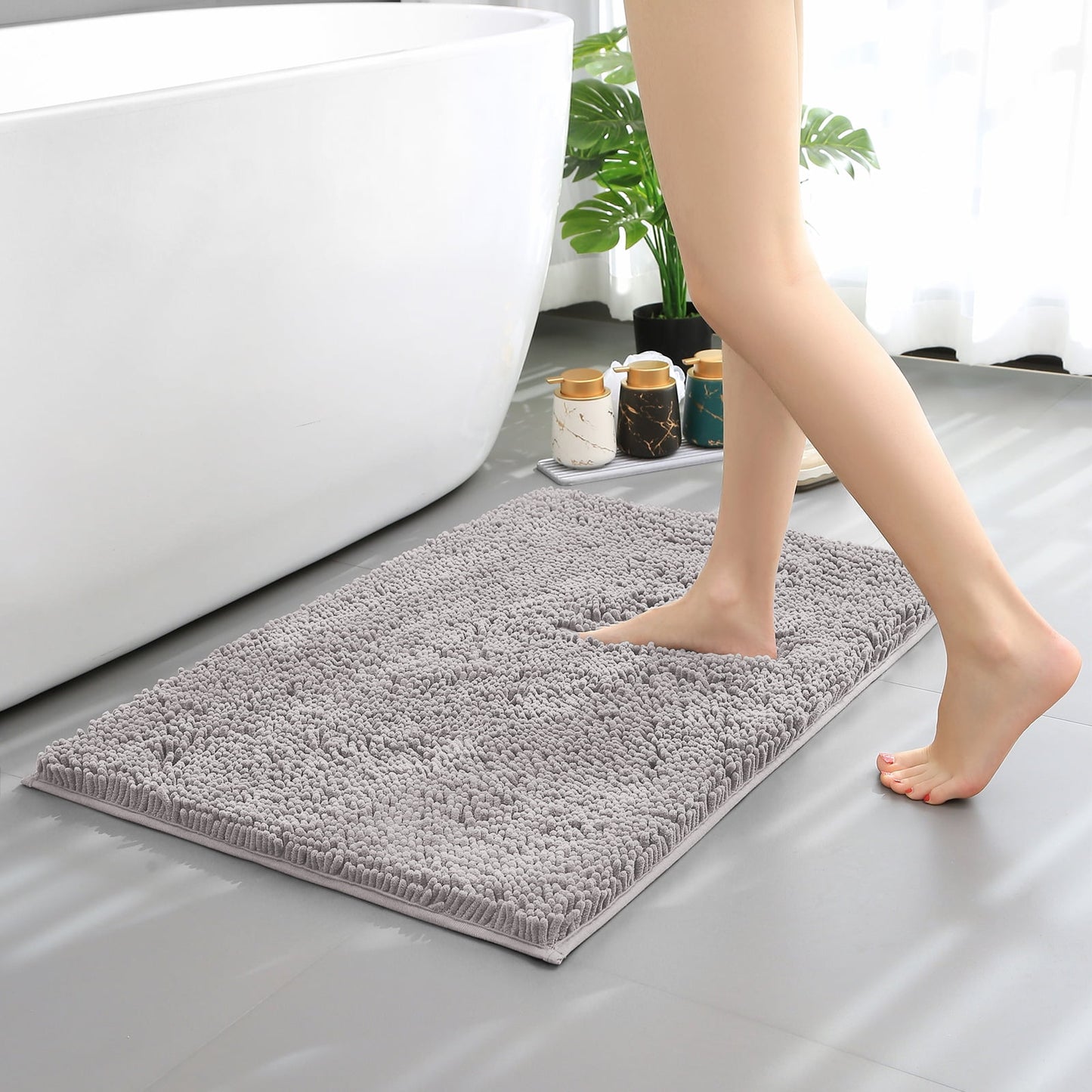 Hitime Soft Chenille Bath Rug Mat 16 x 24 Quick Dry Machine Washable Bathroom Runner - Ultra Absorbent Non-Slip Backing - Light Grey